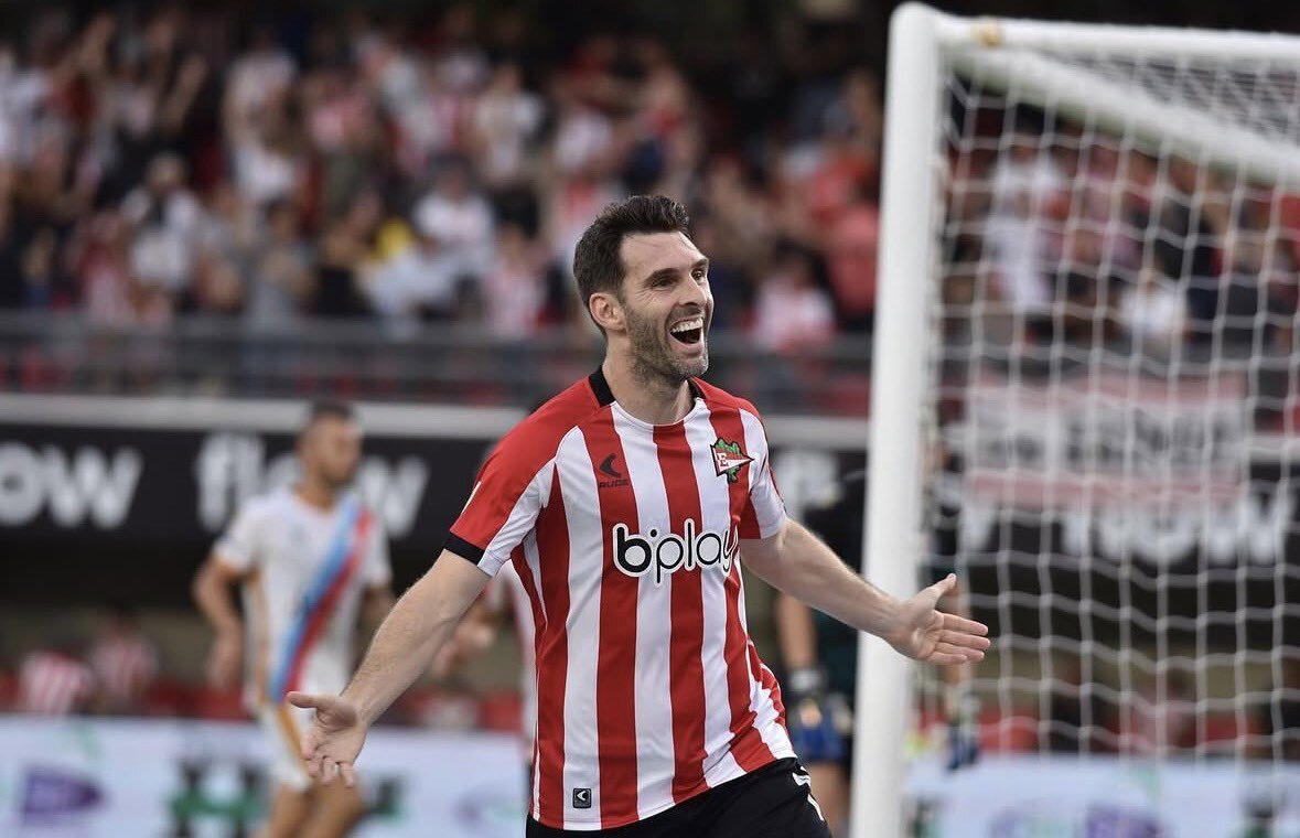 MAURO BOSELLI: "CREO QUE ESTUDIANTES PUEDE PASAR DE FASE"