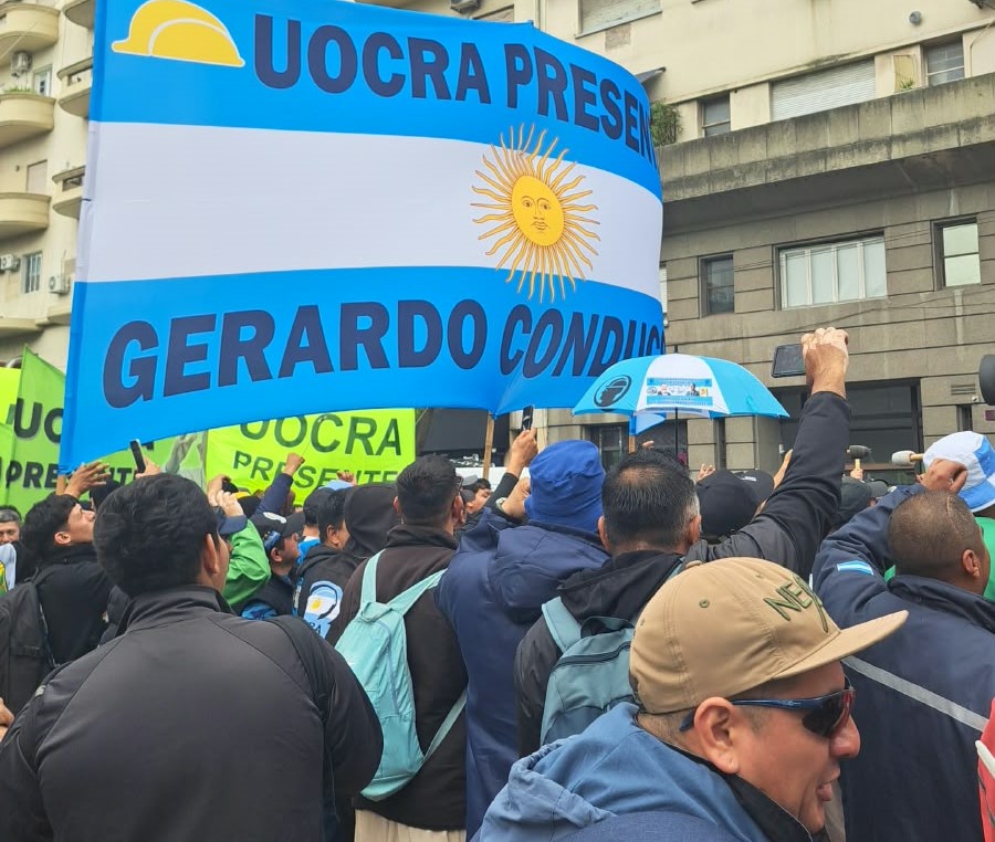 "SI EL PUEBLO NO SE MOVILIZA, VAMOS POR MAL CAMINO"