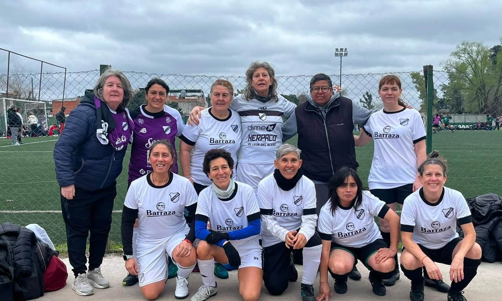 LA COPA RAÍCES REUNIÓ A LAS PIONERAS DEL FÚTBOL FEMENINO