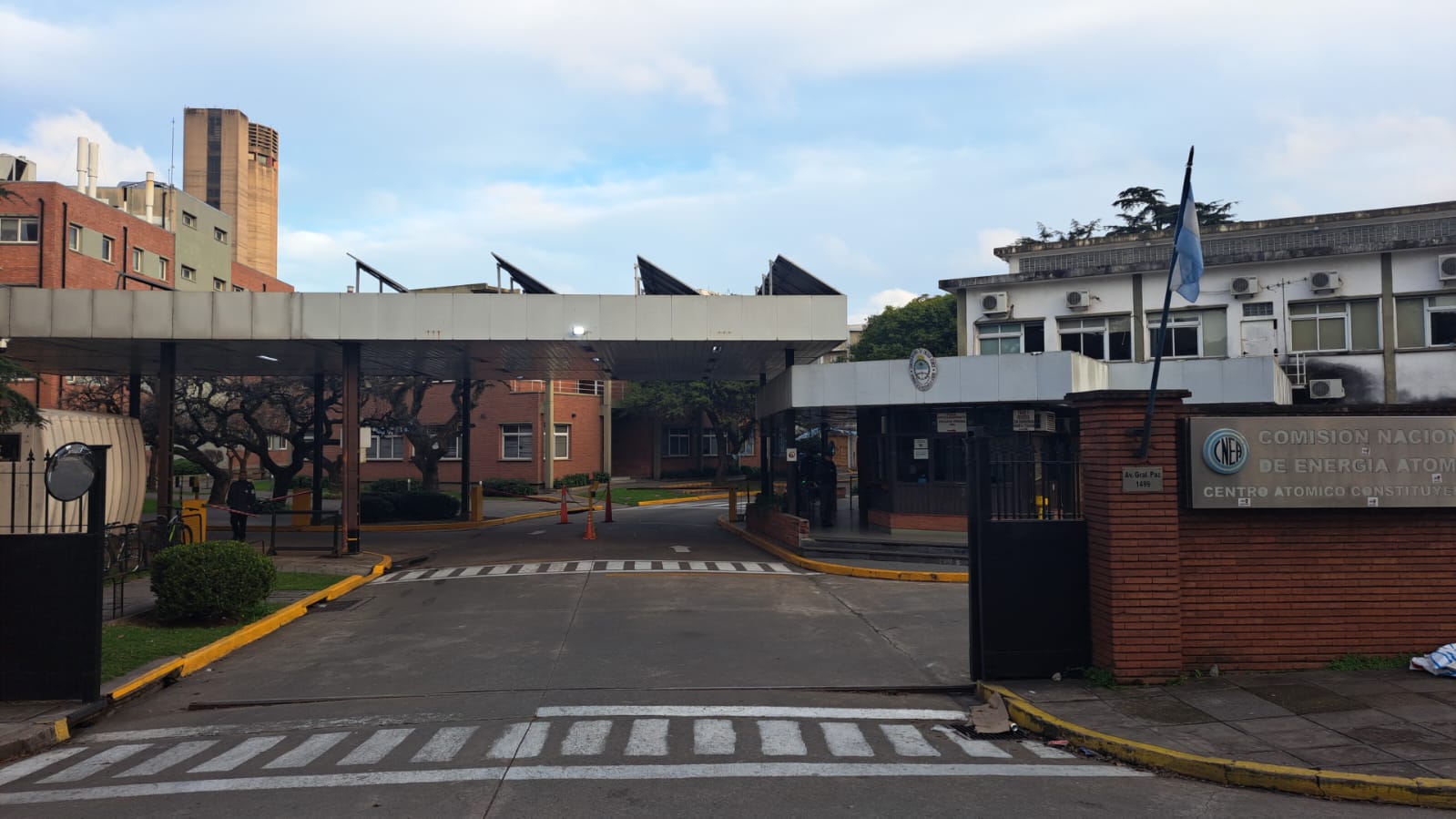 OTROS 400 INVESTIGADORES DEL CONICET Y DE LA CNEA PODRÍAN QUEDAR EN LA CALLE