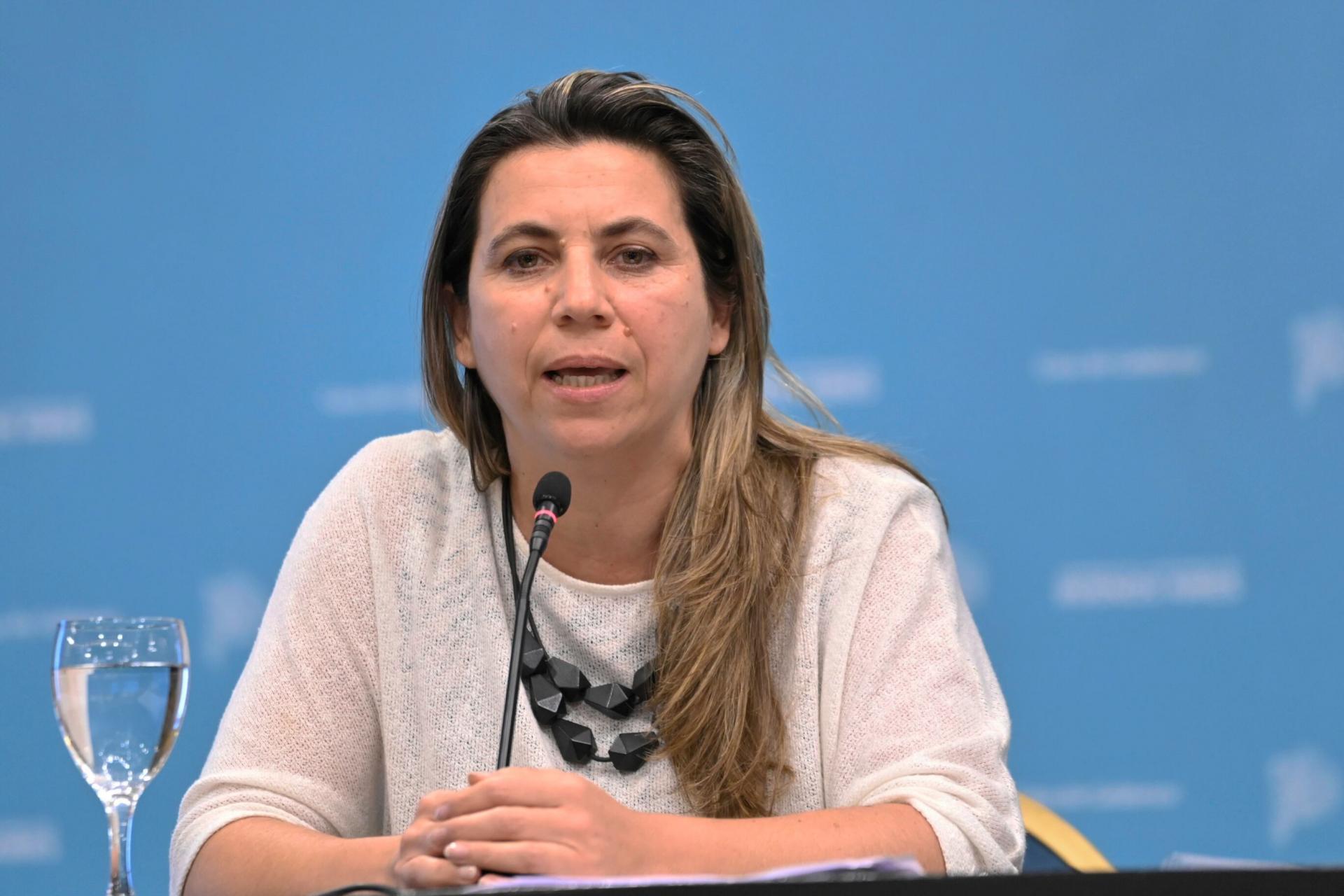 JULIETA CALMELS: "ES UNA TEMÁTICA EN CRECIMIENTO A PARTIR DE LAS NUEVAS TECNOLOGÍAS Y LOS CONSUMOS PROBLEMÁTICOS"
