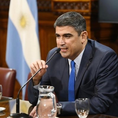 DANIEL BENSUSÁN: “VIENEN A COMPRAR LA PATAGONIA PARA DESARROLLAR LA IA”