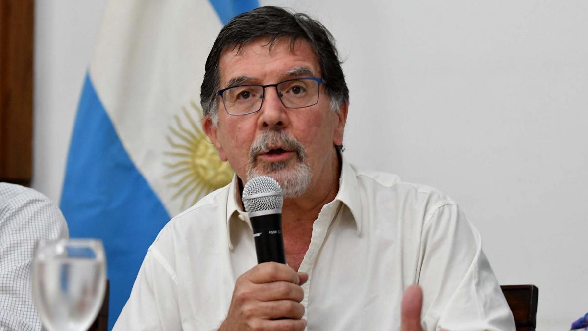 ALBERTO SILEONI: “HAY ARGUMENTACIONES FACILISTAS, QUE BUSCAN CHICOS IGNORANTES”