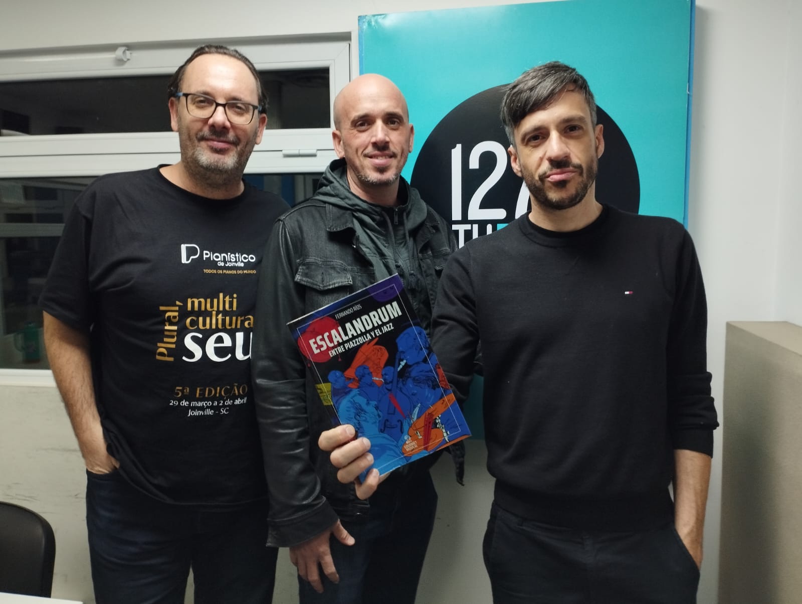 NICOLÁS Y ALEJANDRO GUERSCHBERG PRESENTARON SU DISCO ‘CONTRA LAS CUERDAS’