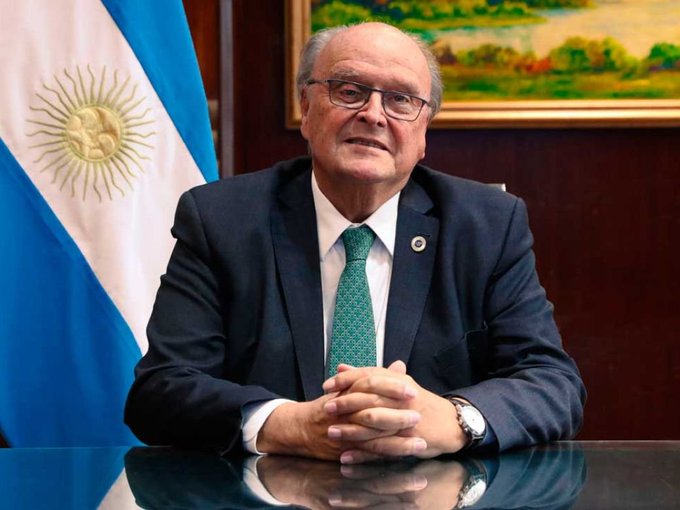 DE MENDIGUREN: “EL ÚNICO CAMINO ES EL DESARROLLO”