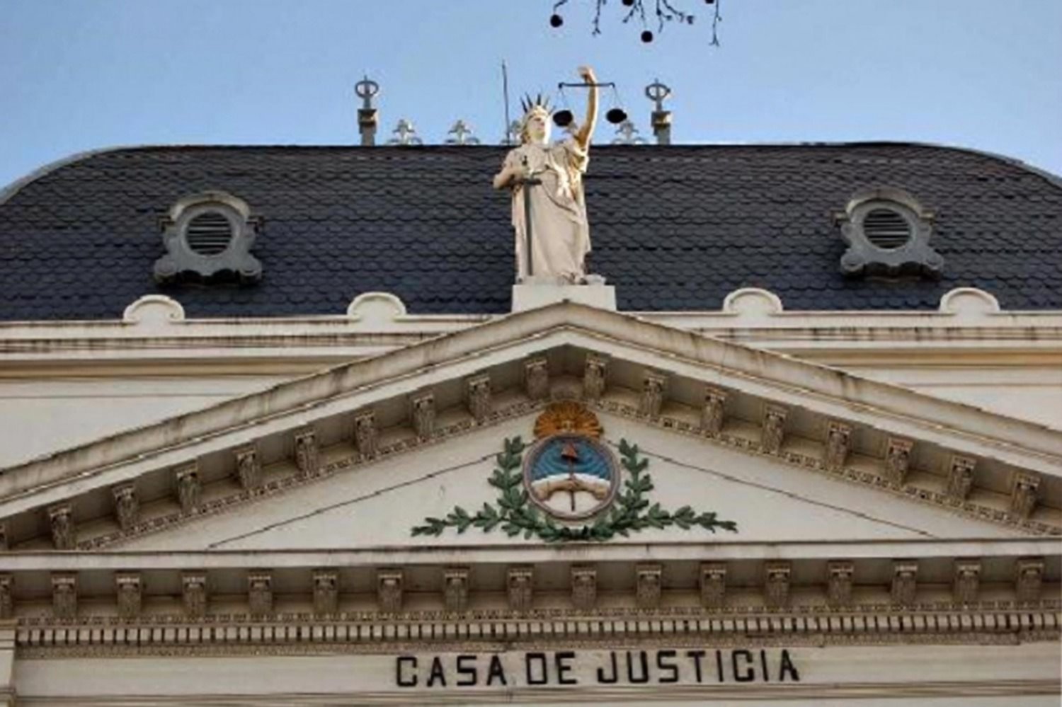 EL PODER JUDICIAL BONAERENSE VUELVE PAULATINAMENTE A LA PRESENCIALIDAD