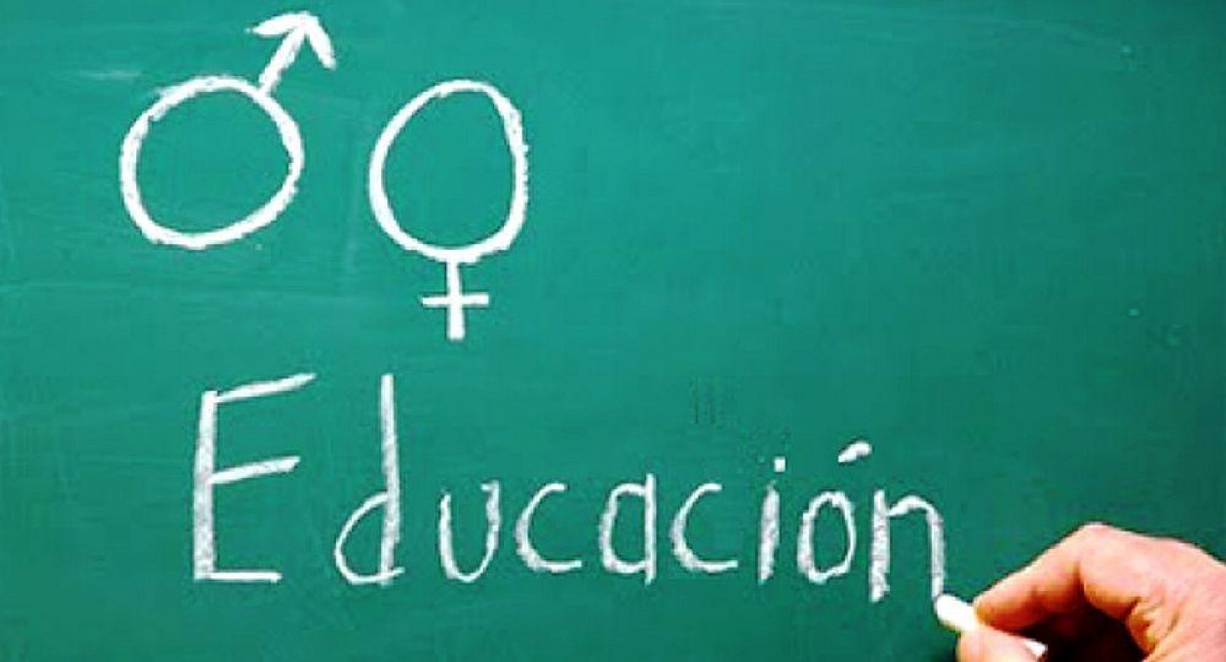 ENRIQUE STOLA: “GRACIAS AL MOVIMIENTO FEMINISTA HAY MUCHOS HOMBRES QUE REFLEXIONAN SOBRE SU MASCULINIDAD”