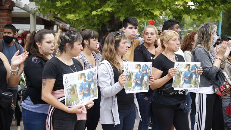 CASO OLIVERA: "LOS POLICÍAS NO ESTÁN CAPACITADOS PARA PORTAR ARMA"